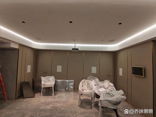 欧美人妻综合在线观看的相关介绍