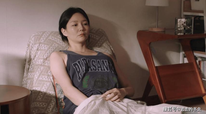 女生下体有黄褐色分泌物的相关介绍