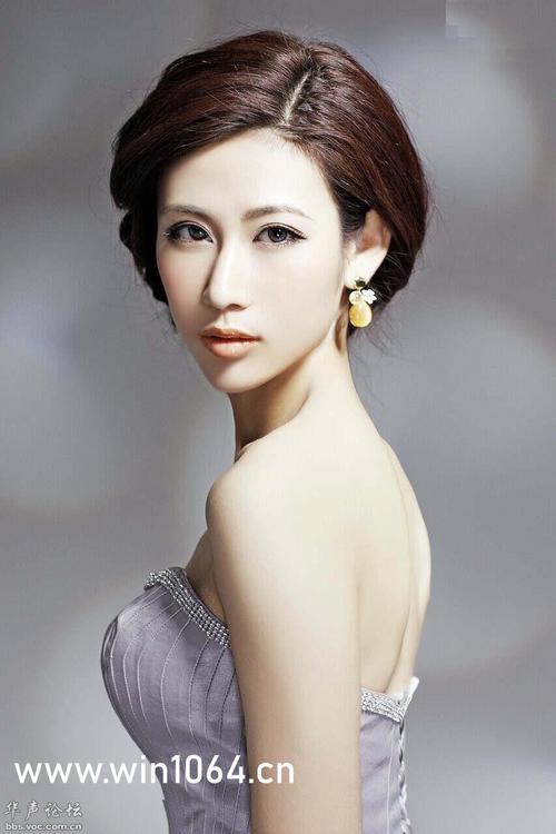 熟女人妻在线的相关介绍